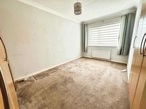 Second Avenue- click for photo gallery